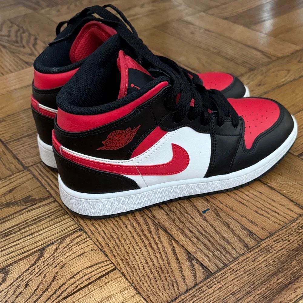 Nike Air Jordan Black and Red Sneakers - Picture 4 of 5